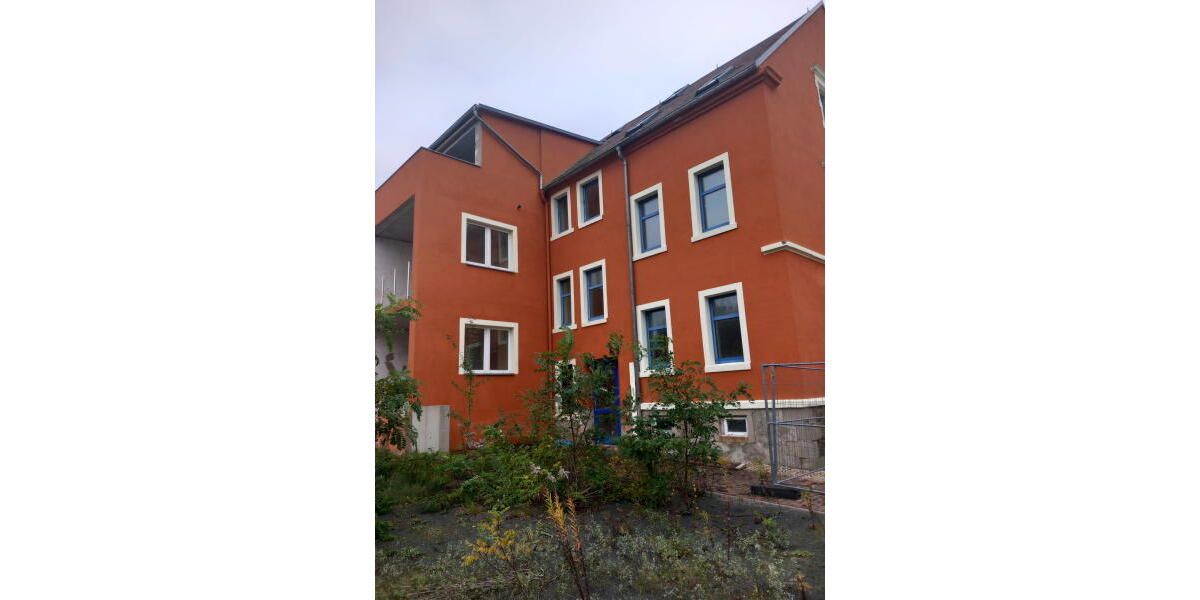 ObjNr:19760 - Teilsaniertes Dreifamilienhaus als Renditeobjekt 12 zimmer