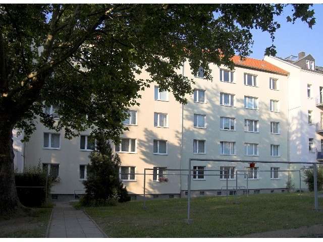 Wohnung zum Mieten in Chemnitz 198 € 9 m²
