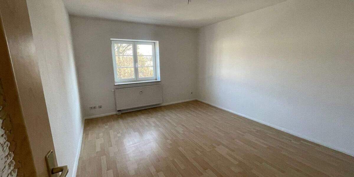 Etagenwohnung Chemnitz Lutherviertel - 2 Zimmer, 51 m&sup2;, 310&euro; | Angebot:25821580