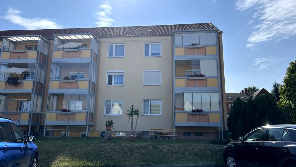 Gepflegte Eigentumswohnung mit Balkon für Kapitalanleger in Rochlitz 3 zimmer