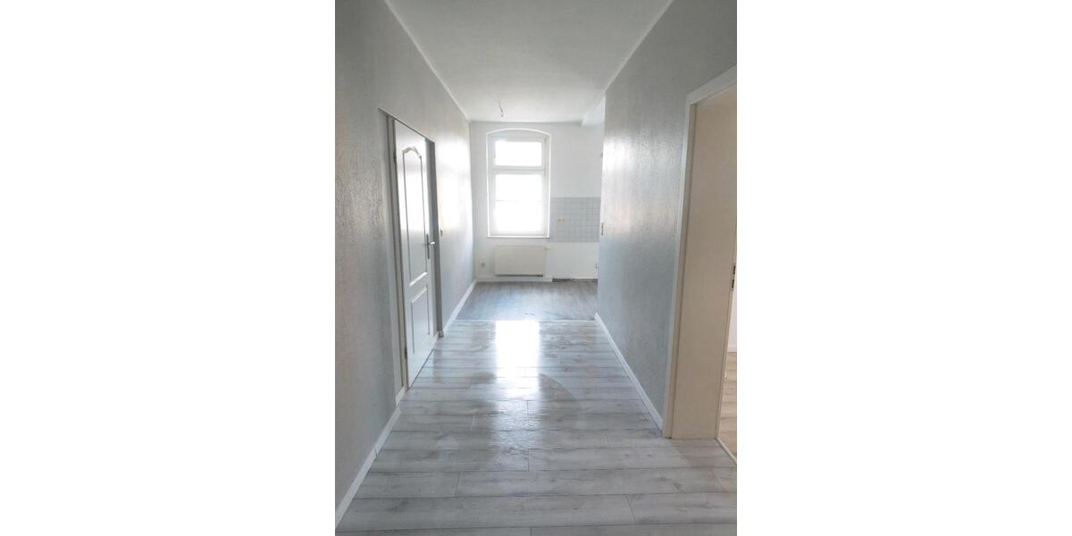 Etagenwohnung Flöha - 3 Zimmer, 69 m&sup2;, 414&euro; | Angebot:26195909