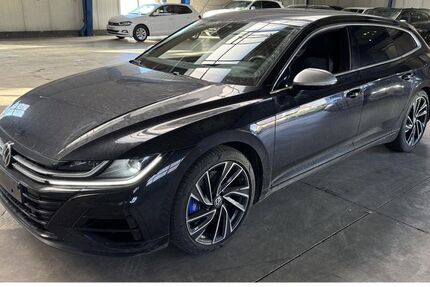 VW Arteon 34.250 km 34.999 € Chemnitz 09125