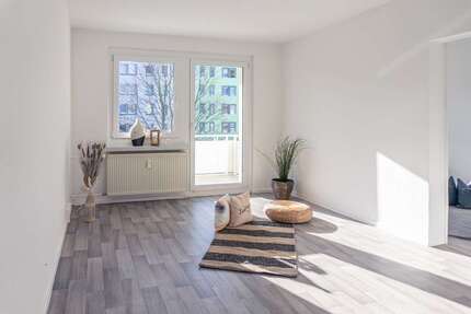 Wohnung Chemnitz Kappel - 4 Zimmer, 71 m&sup2;, 379&euro; | Angebot:26986373