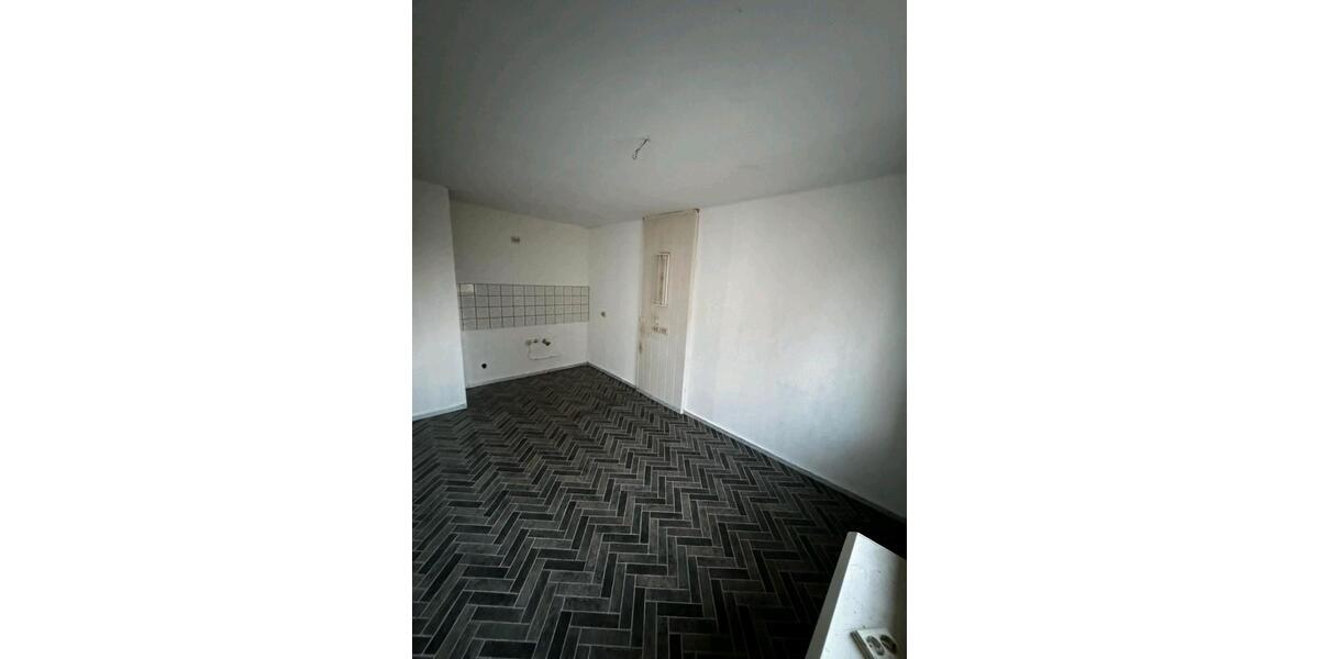 Einfamilienhaus Limbach-Oberfrohna Oberfrohna - 5 Zimmer, 150 m&sup2;, 850&euro; | Angebot:26232185