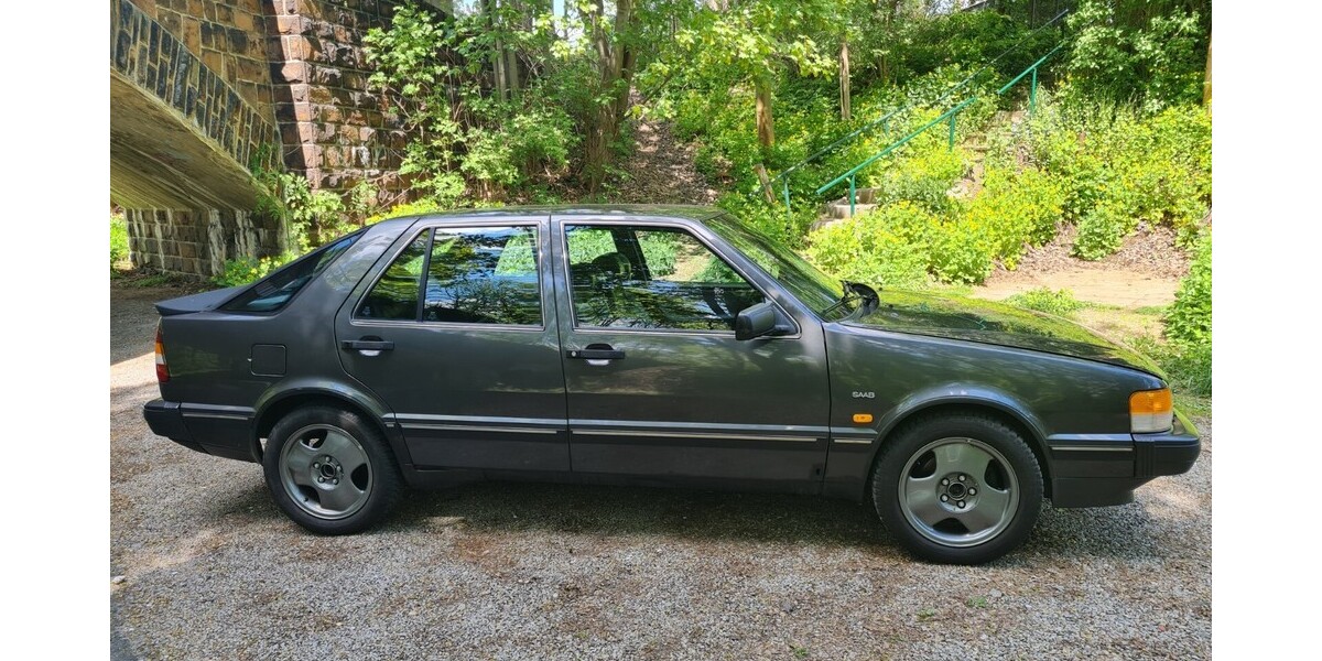 Saab 9000 171.500 km 6.850 &euro; Chemnitz 09111
