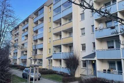 Wohnung zum Kaufen in Zwönitz 40.000 € 68.97 m² 4 zimmer