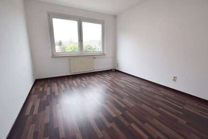 Wohnung Chemnitz Reichenbrand - 4 Zimmer, 82 m&sup2;, 82.000&euro; | Angebot:26461898