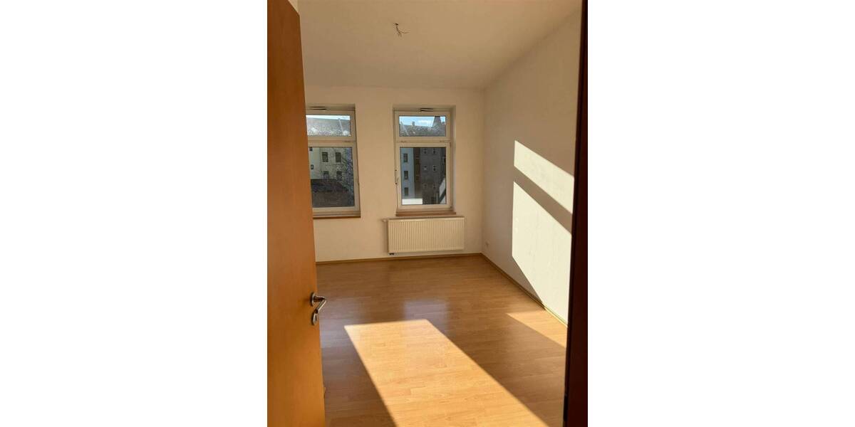 Mehrfamilienhaus, Wohnhaus Waldheim Massanei - 1 Zimmer, 355 m&sup2;, 260.000&euro; | Angebot:26016510