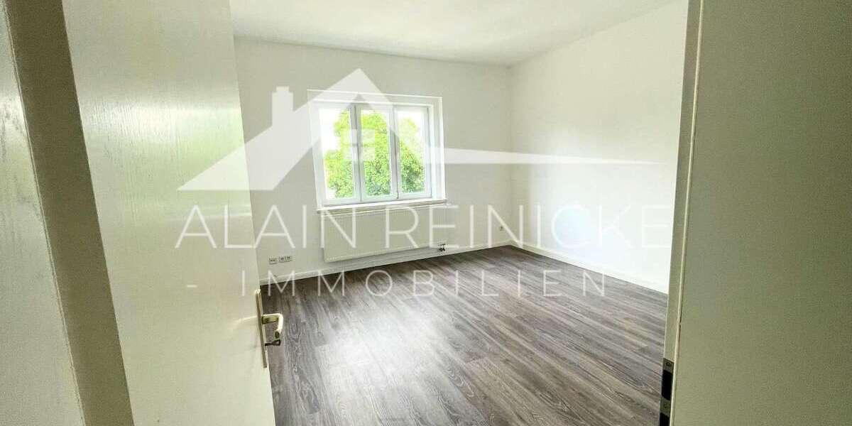 3 RW zzgl. Dachkammer & xxl Keller - Etagenwohnung Chemnitz Helbersdorf | Angebot:26129478