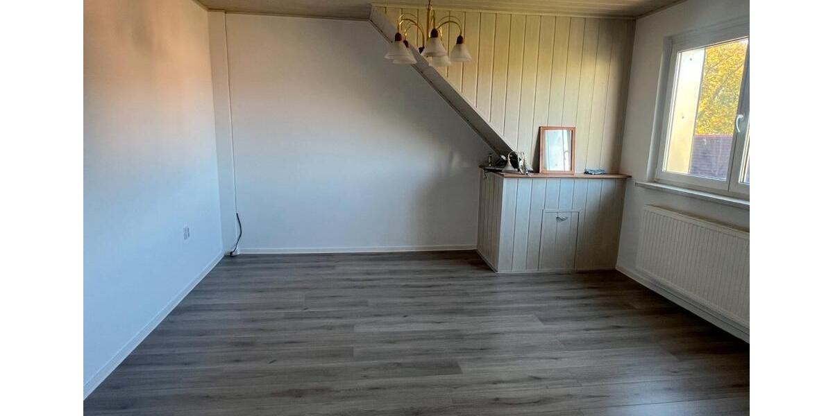 Reihenhaus Lunzenau - 4 Zimmer, 147 m&sup2;, 85.000&euro; | Angebot:26150371