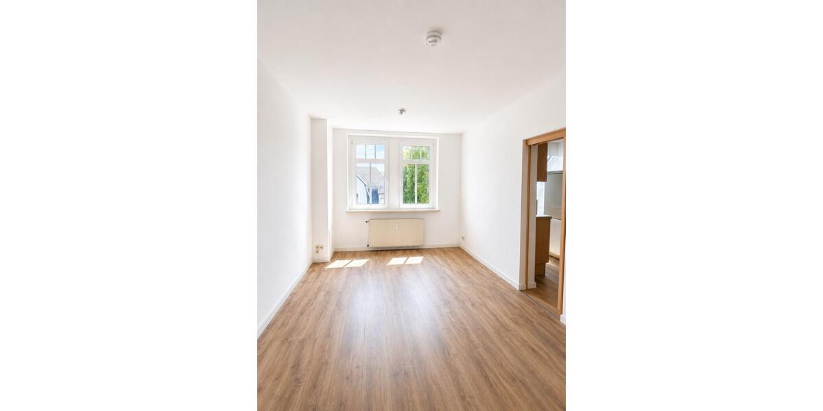 Etagenwohnung Limbach-Oberfrohna Oberfrohna - 2 Zimmer, 43 m&sup2;, 280&euro; | Angebot:26614619