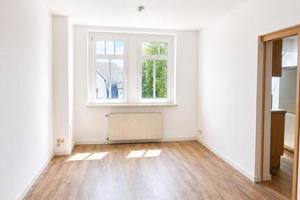 Wohnung Limbach-Oberfrohna Oberfrohna - 2 Zimmer, 43 m&sup2;, 280&euro; | Angebot:26614619