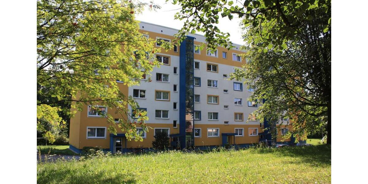 2-Raum-Erdgeschosswohnung mit Balkon zimmer