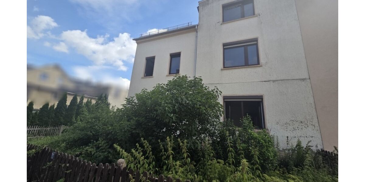 Charmante Doppelhaushälfte mit Potenzial in Limbach-Oberfrohna! 9 zimmer