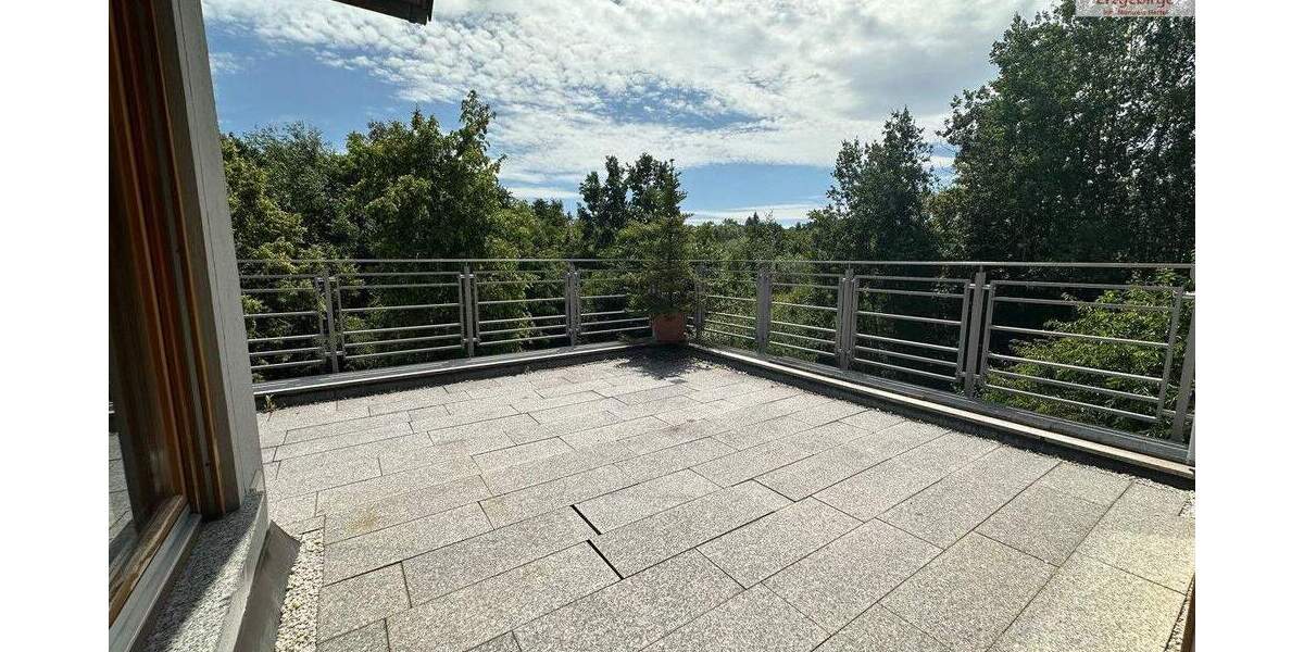 Mehrfamilienhaus, Wohnhaus Lichtenstein/Sachsen Lichtenstein - 3 Zimmer, 235 m&sup2;, 649.000&euro; | Angebot:25836559