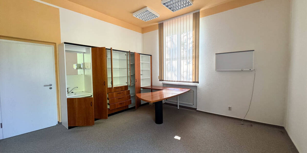 Gewerbeobjekt Zschopau - 5 Zimmer, 111 m&sup2;, 750&euro; | Angebot:25688184