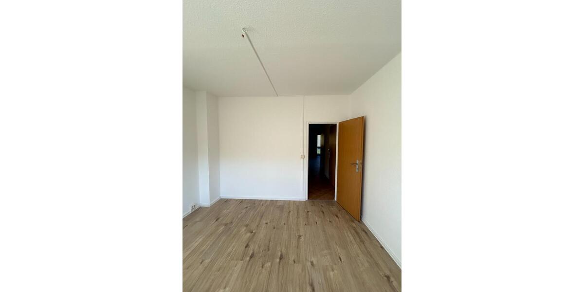 Erdgeschoßwohnung Chemnitz Klaffenbach - 2 Zimmer, 56 m&sup2;, 351&euro; | Angebot:24979015