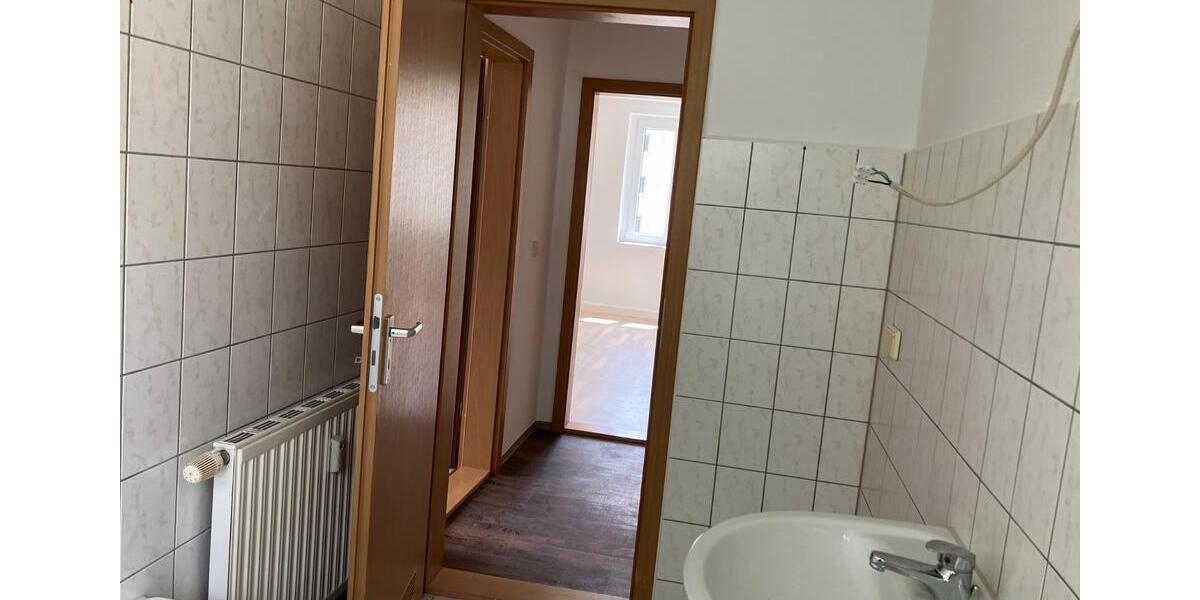 Etagenwohnung Niederwürschnitz - 3 Zimmer, 66 m&sup2;, 350&euro; | Angebot:26132617
