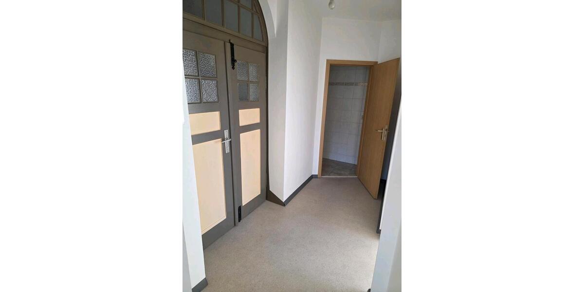 Schöne helle 5- Raumwohnung in Oelsnitz zu vermieten 5 zimmer