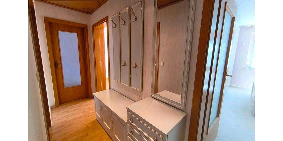 Etagenwohnung Gersdorf - 3 Zimmer, 59 m&sup2;, 46.000&euro; | Angebot:26866451