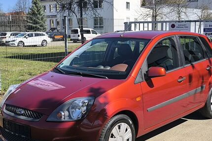 Ford Fiesta 106.000 km 3.500 &euro; Chemnitz 09120