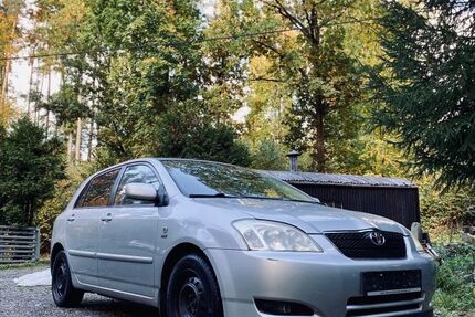 Toyota Corolla 117.000 km 3.500 &euro; Hohenstein-Ernstthal 09337