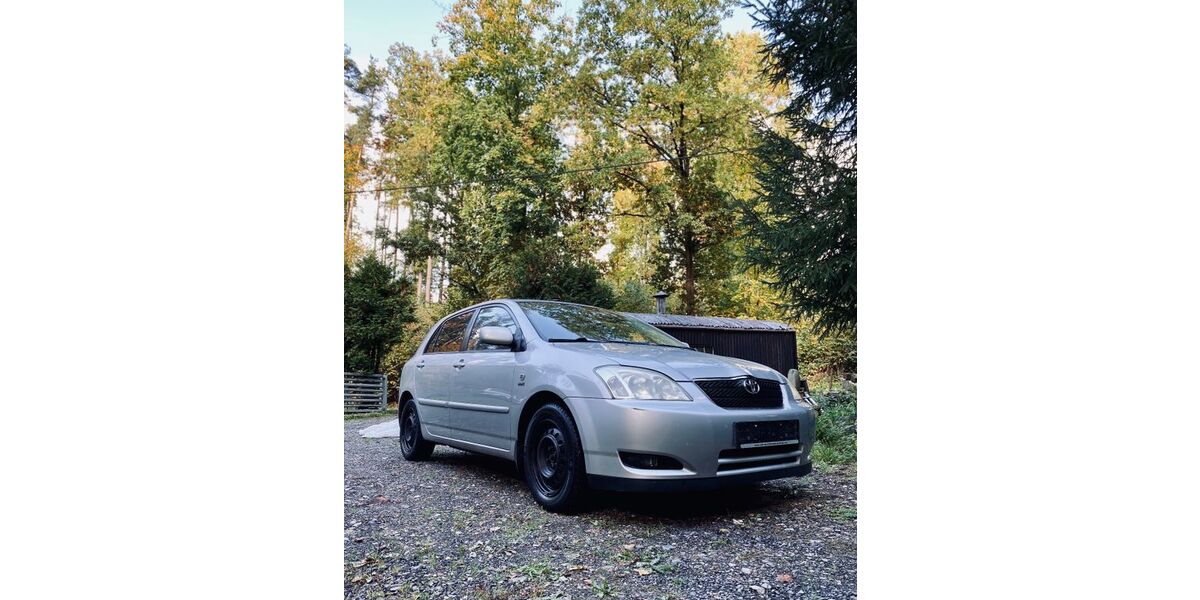 Toyota Corolla 117.000 km 3.500 &euro; Hohenstein-Ernstthal 09337