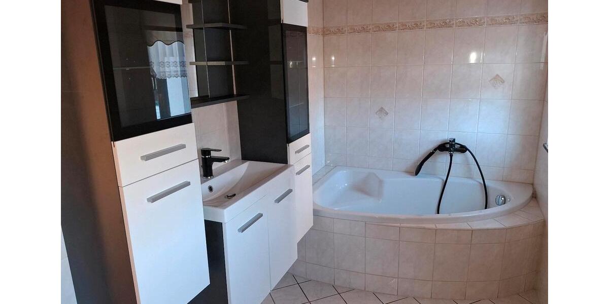 Etagenwohnung Brand-Erbisdorf Erbisdorf - 2 Zimmer, 64 m&sup2;, 250&euro; | Angebot:26325792