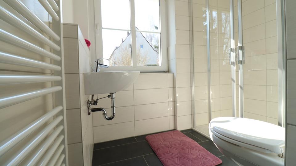 Erdgeschoßwohnung Chemnitz Rabenstein - 2 Zimmer, 45 m&sup2;, 327&euro; | Angebot:25753394