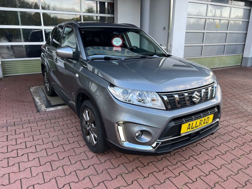 Suzuki Vitara 33.500 km 20.850 € Aue 08280