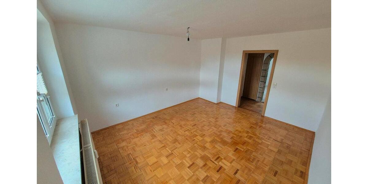 Etagenwohnung Gersdorf - 3 Zimmer, 58 m&sup2;, 48.000&euro; | Angebot:26738154