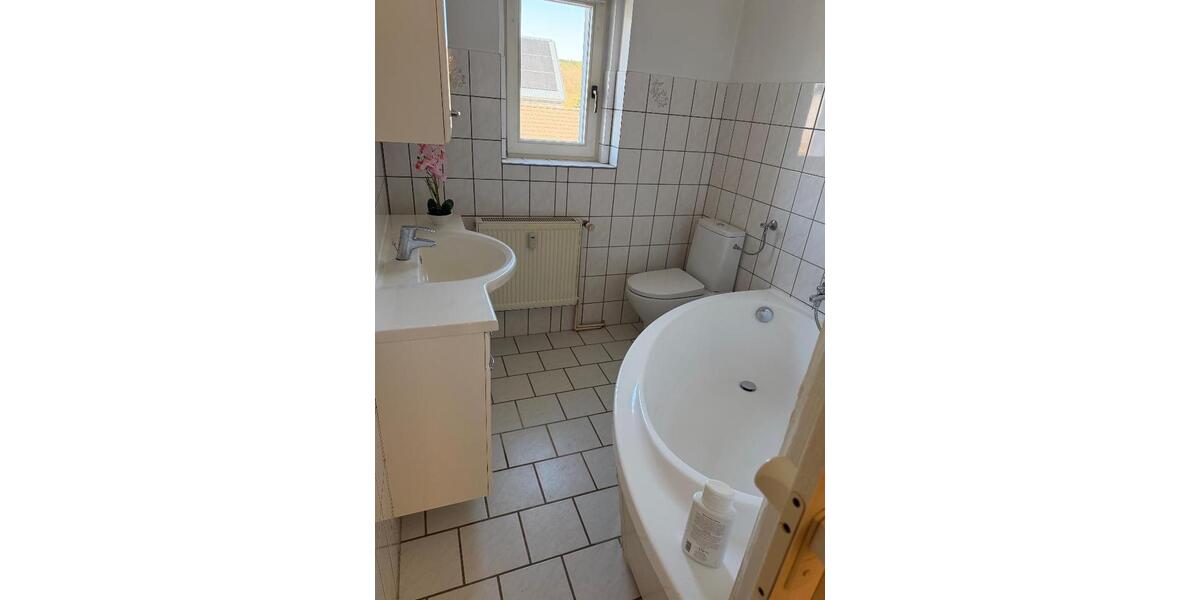 Erdgeschoßwohnung Chemnitz Grüna - 2 Zimmer, 51 m&sup2;, 305&euro; | Angebot:26063937