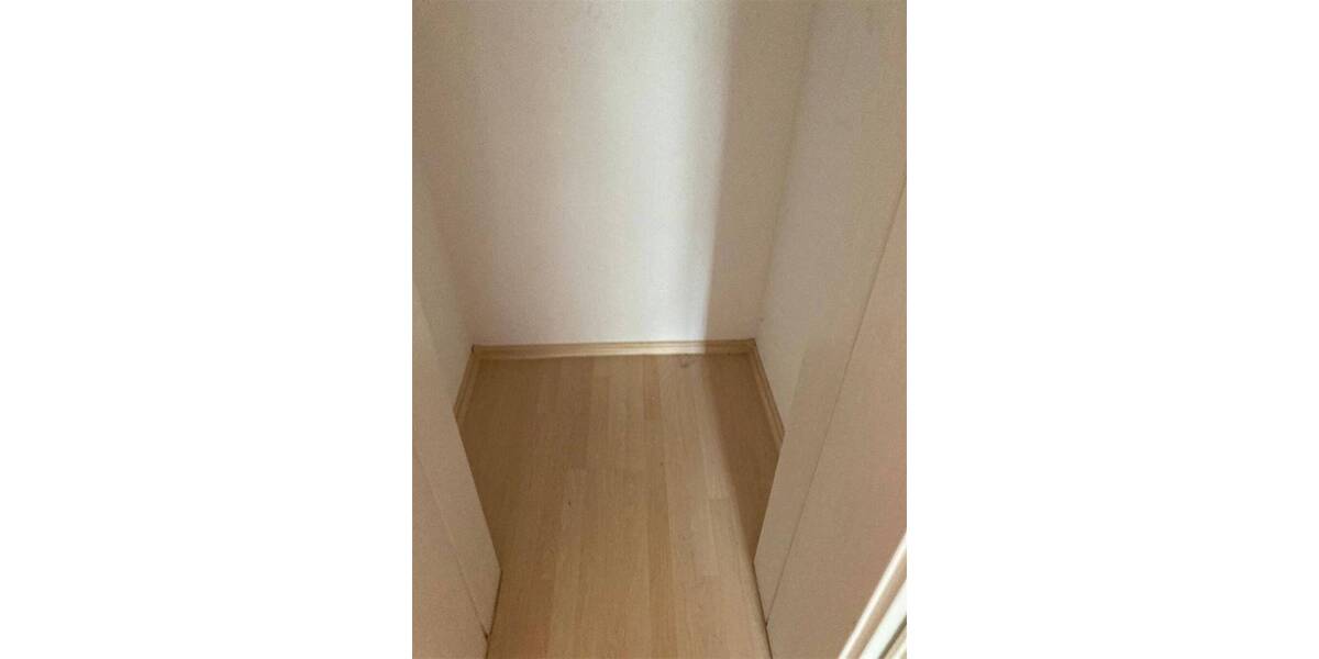 Etagenwohnung Chemnitz Altendorf - 3 Zimmer, 63 m&sup2;, 275&euro; | Angebot:26825696