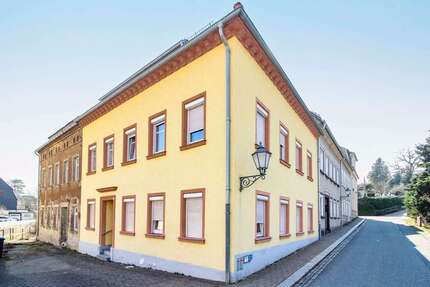 Haus Hainichen - 8 Zimmer, 208 m&sup2;, 55.000&euro; | Angebot:26211680