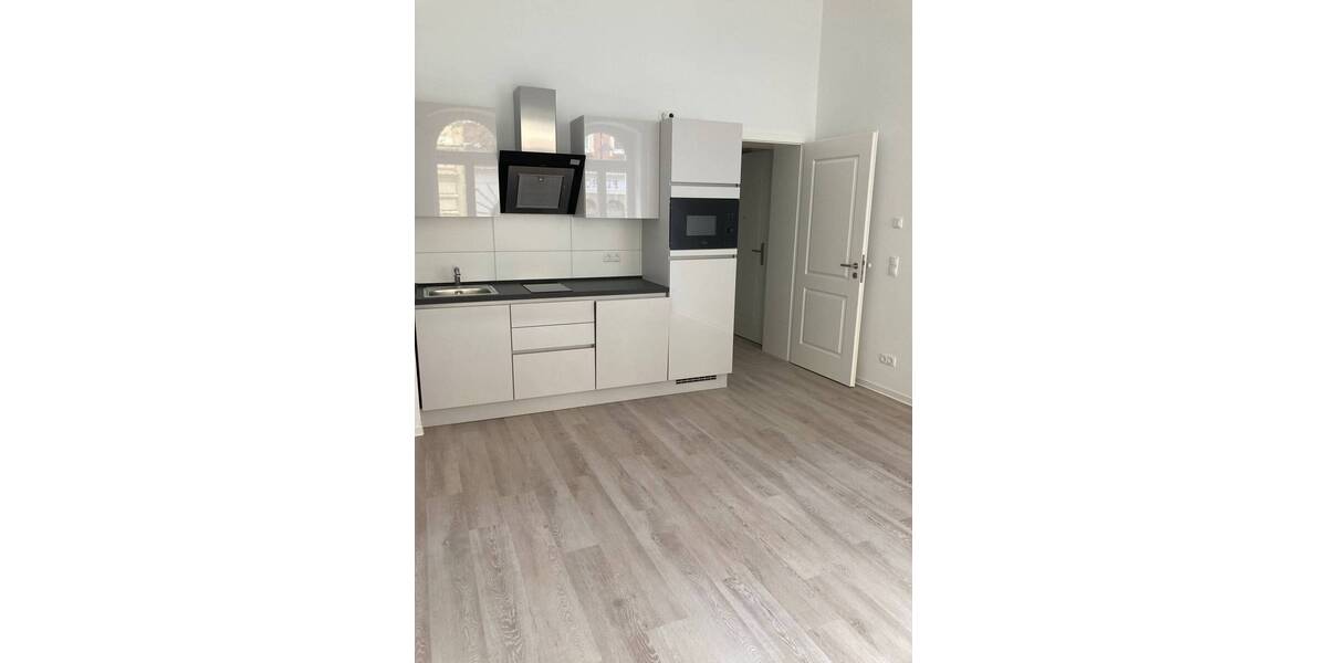 Etagenwohnung Chemnitz Zentrum - 2 Zimmer, 40 m&sup2;, 302&euro; | Angebot:26378170