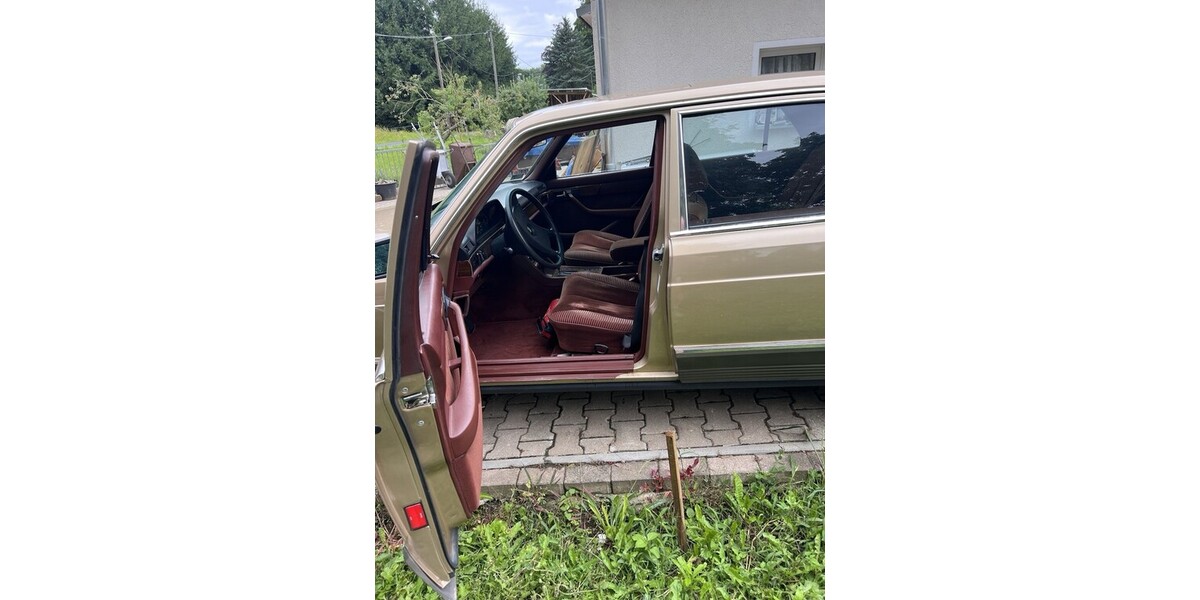 Mercedes-Benz 380 300.776 km 14.000 € Waldheim 04736