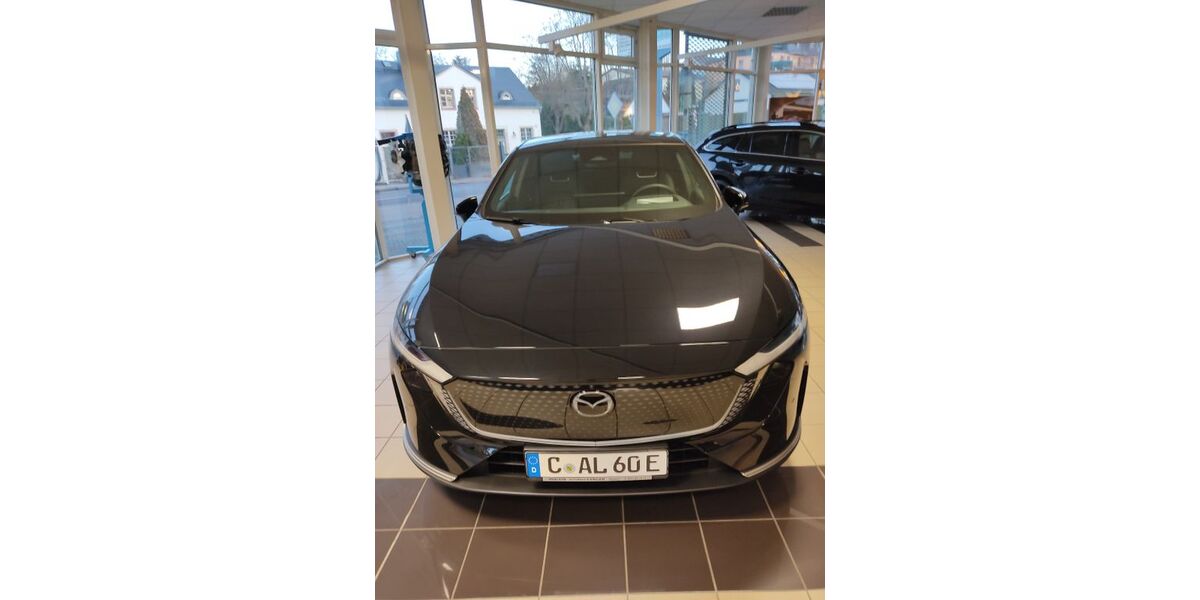 Mazda 6e 1.800 km 35.600 &euro; Chemnitz 09117