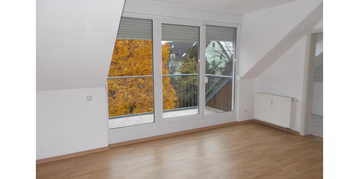 Dachgeschoßwohnung Chemnitz Grüna - 2 Zimmer, 57 m&sup2;, 350&euro; | Angebot:24461567