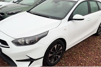 Kia ceed Sportswagon 19.500 km 18.999 &euro; Oberlungwitz 09353