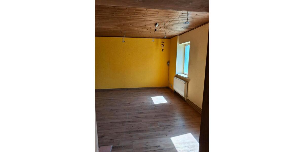 Einfamilienhaus Pockau-Lengefeld Lengefeld - 9 Zimmer, 200 m&sup2;, 85.000&euro; | Angebot:21348662
