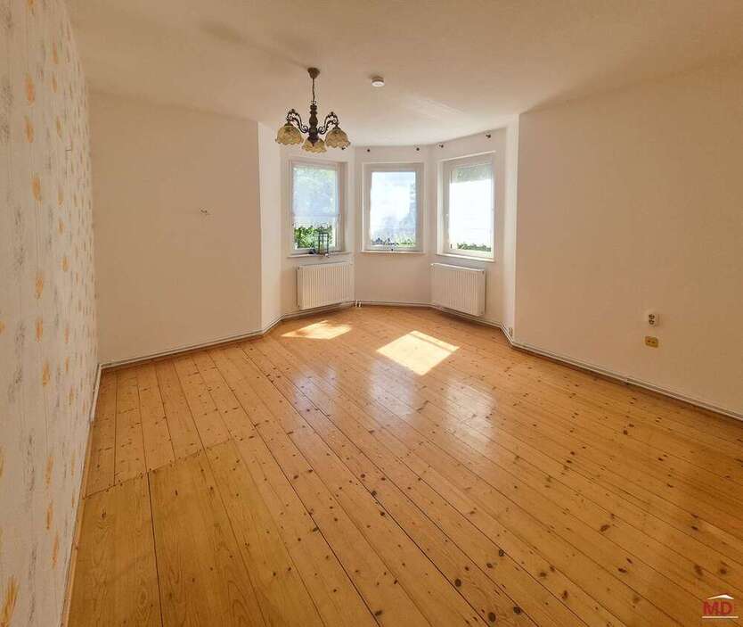 Wohnung zum Mieten in Hohndorf 360 € 64 m²