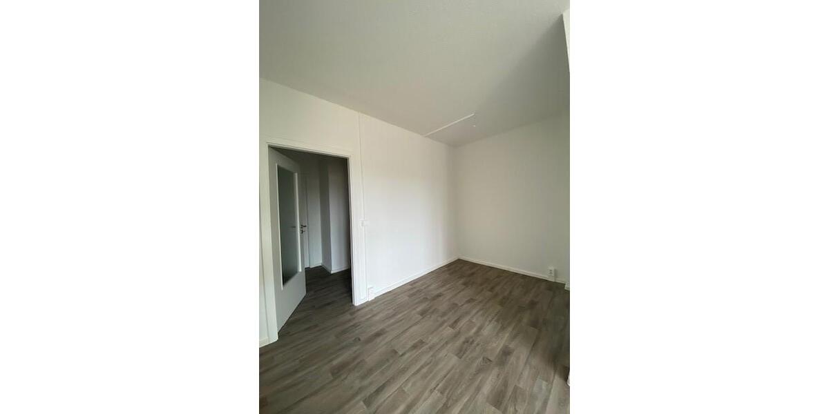 Etagenwohnung Chemnitz Markersdorf - 3 Zimmer, 69 m&sup2;, 375&euro; | Angebot:26193268