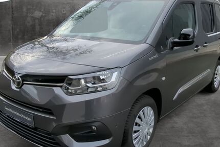 Toyota Proace City 10.800 km 28.990 € Chemnitz 09119