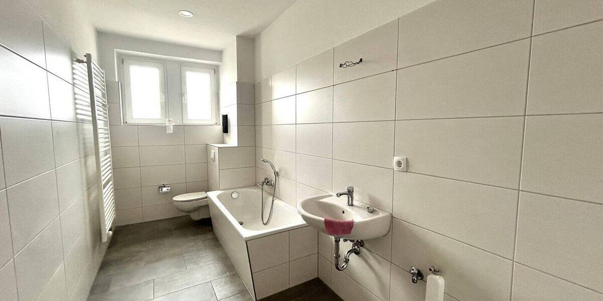 Etagenwohnung Chemnitz Gablenz - 4 Zimmer, 115 m&sup2;, 690&euro; | Angebot:26787608