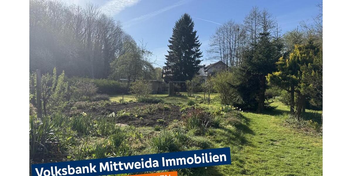 Einfamilienhaus mit großem Grundstück und Doppelgarage in ruhiger Lage! - Einfamilienhaus Hainichen | Angebot:27085381