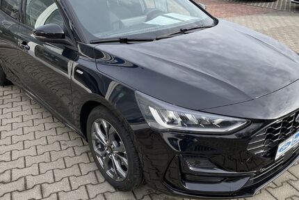 Ford Focus 3.464 km 29.550 &euro; Glauchau 08371
