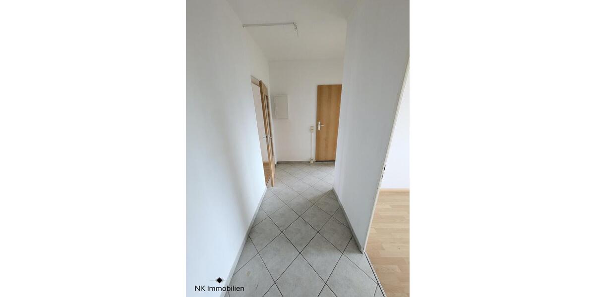Etagenwohnung Chemnitz Kapellenberg - 4 Zimmer, 70 m&sup2;, 350&euro; | Angebot:26321586