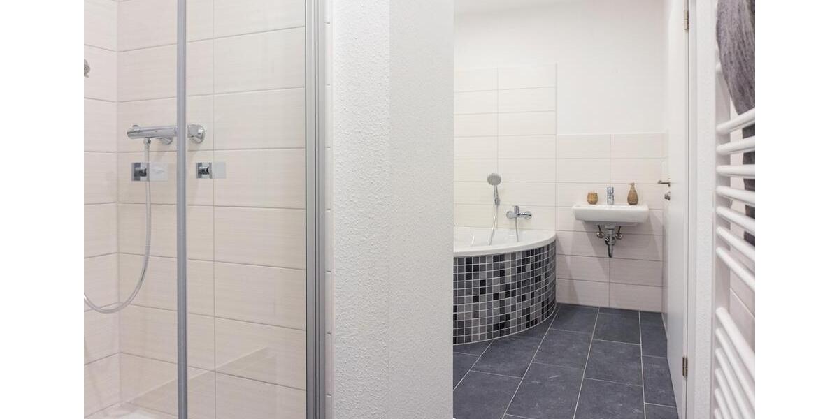 Etagenwohnung Chemnitz Helbersdorf - 4 Zimmer, 98 m&sup2;, 570&euro; | Angebot:24619030