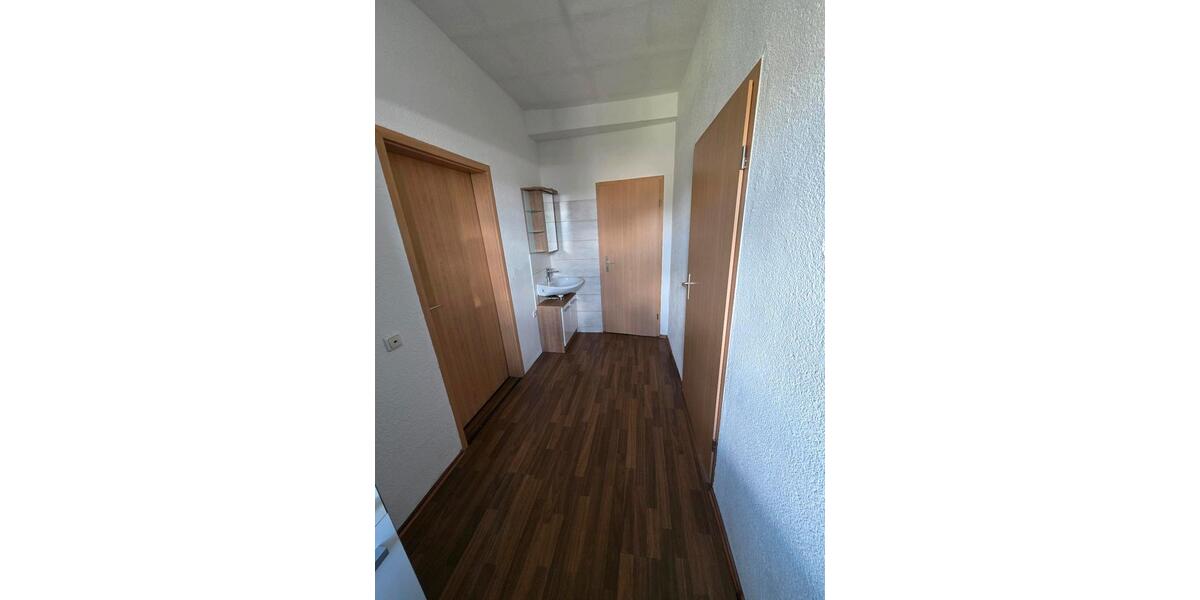 Einfamilienhaus Geringswalde - 7 Zimmer, 180 m&sup2;, 800&euro; | Angebot:26657117