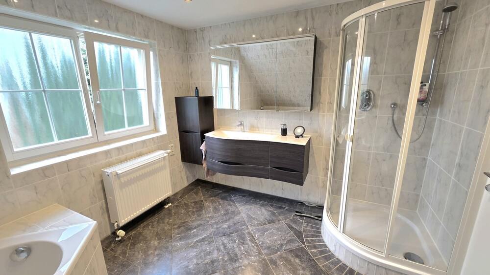 Exklusives Einfamilienhaus mit Doppelgarage, Gartensauna, Kamin und überdachtem Pool! - Einfamilienhaus Frankenberg Sachsenburg | Angebot:27234638